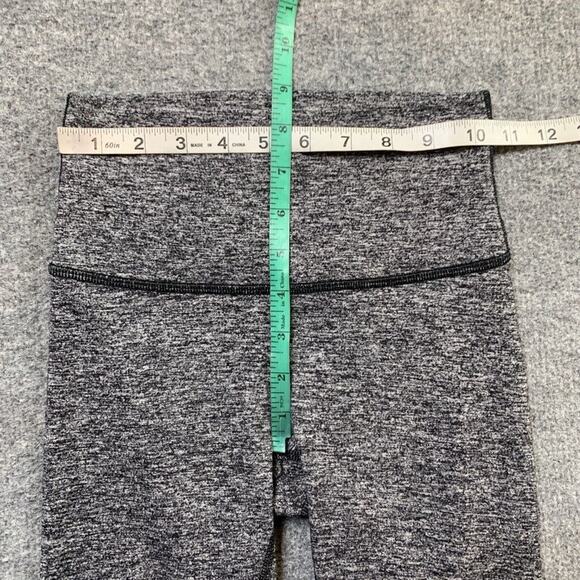 Lululemon Leggings Womens 2 Gray Heather Wunder Under High Rise Fitted Cropped - Picture 6 of 13